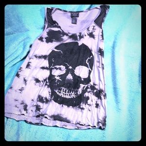 Skull tank